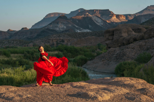 Alejandra Vasquez and Sam Osborn on the Artificial Construct of the Border and the Borderlands Culture in 'Folk Frontera'