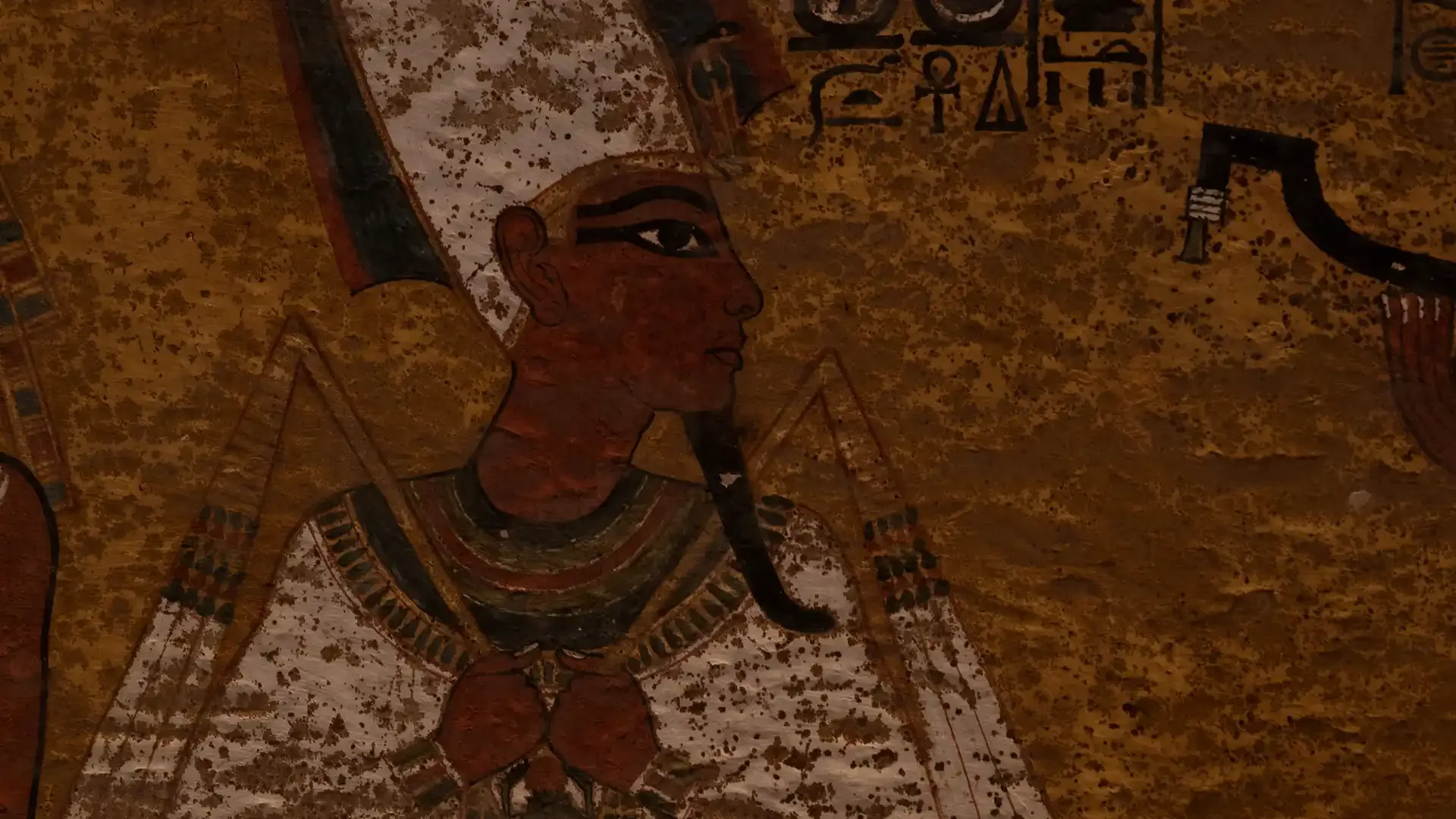 Tut A E Prod Still 4 cropped