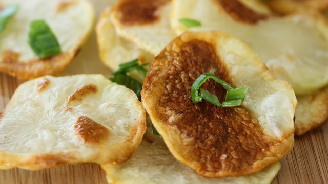 Baked potato chips640x360