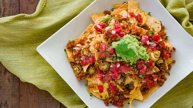 Loaded vegan nachos640x360